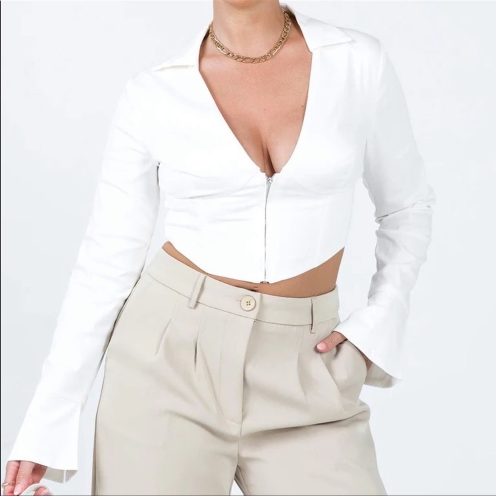 Princess Polly NAZ LONG SLEEVE TOP WHITE Size 2 Brand New Without Tags
